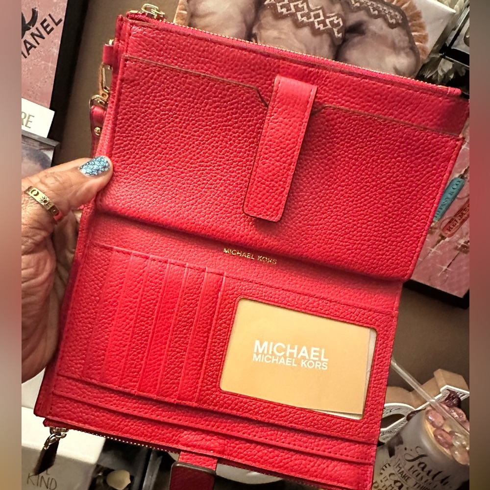 Nwot Adele Pebbled Leather Smartphone Wallet Wris… - image 8